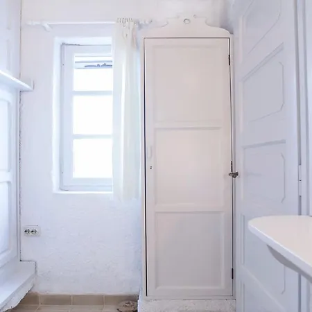 Deep Blue Mykonos بيت للعطل *